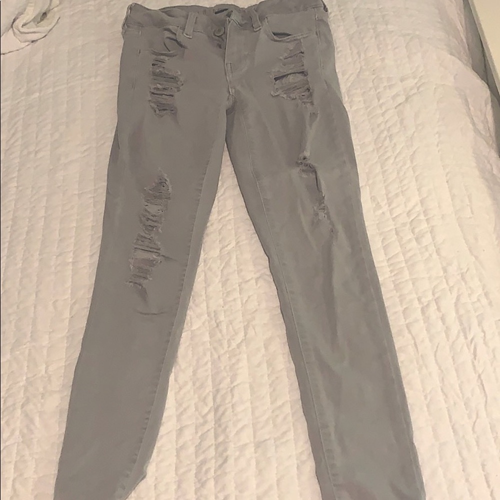 American eagle ripped skinny jeans
